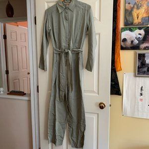 Green H&M utility jumpsuit 2